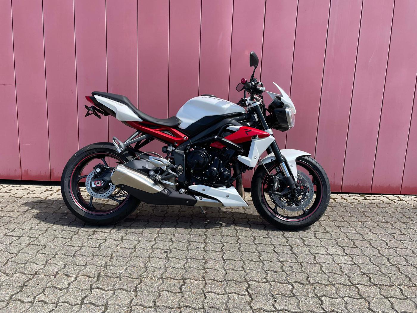 Triumph Street Triple R 2014