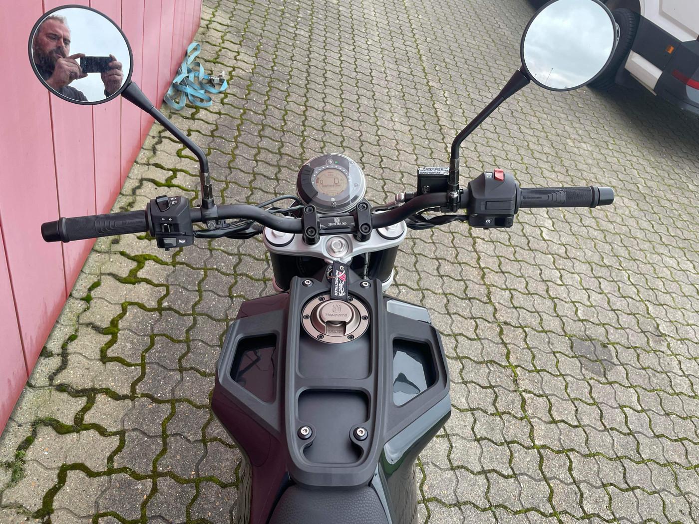 Husqvarna Svartpilen 401 2019 - Billede 5
