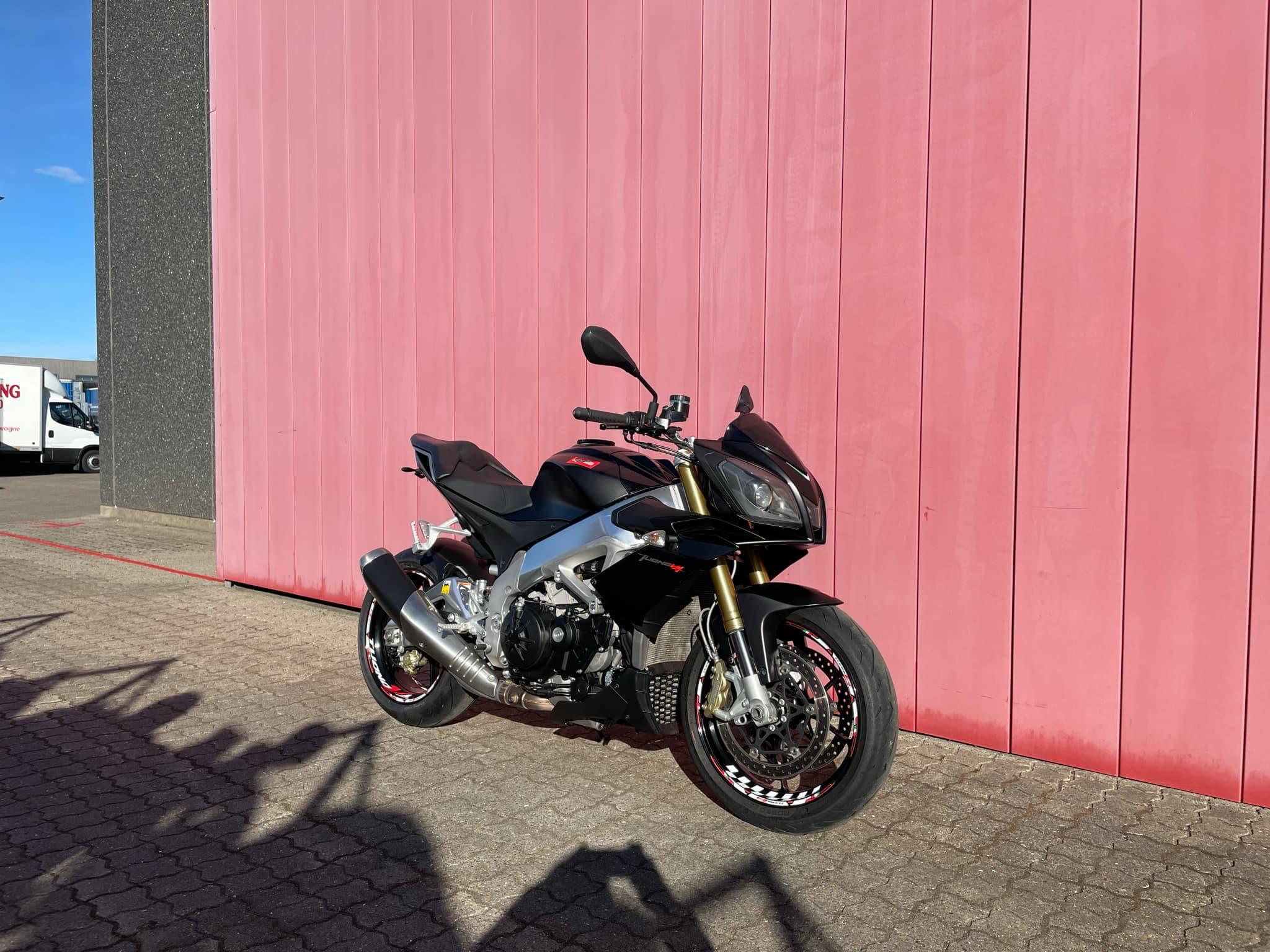 Aprilia Tuono V4 R 2016 - Billede 3