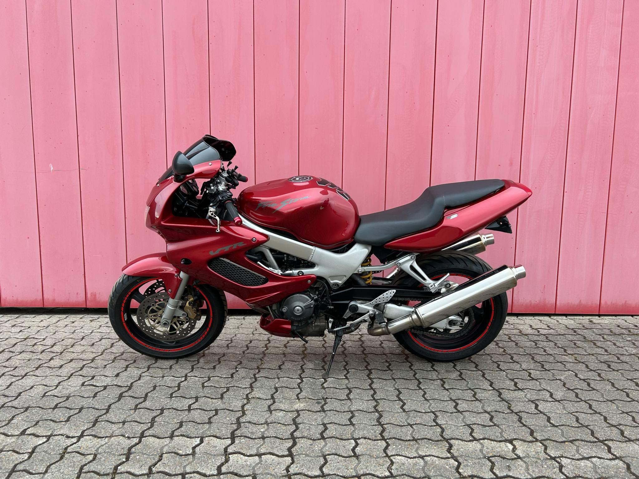 Honda VTR 1000 F Firestorm 1999 - Billede 5