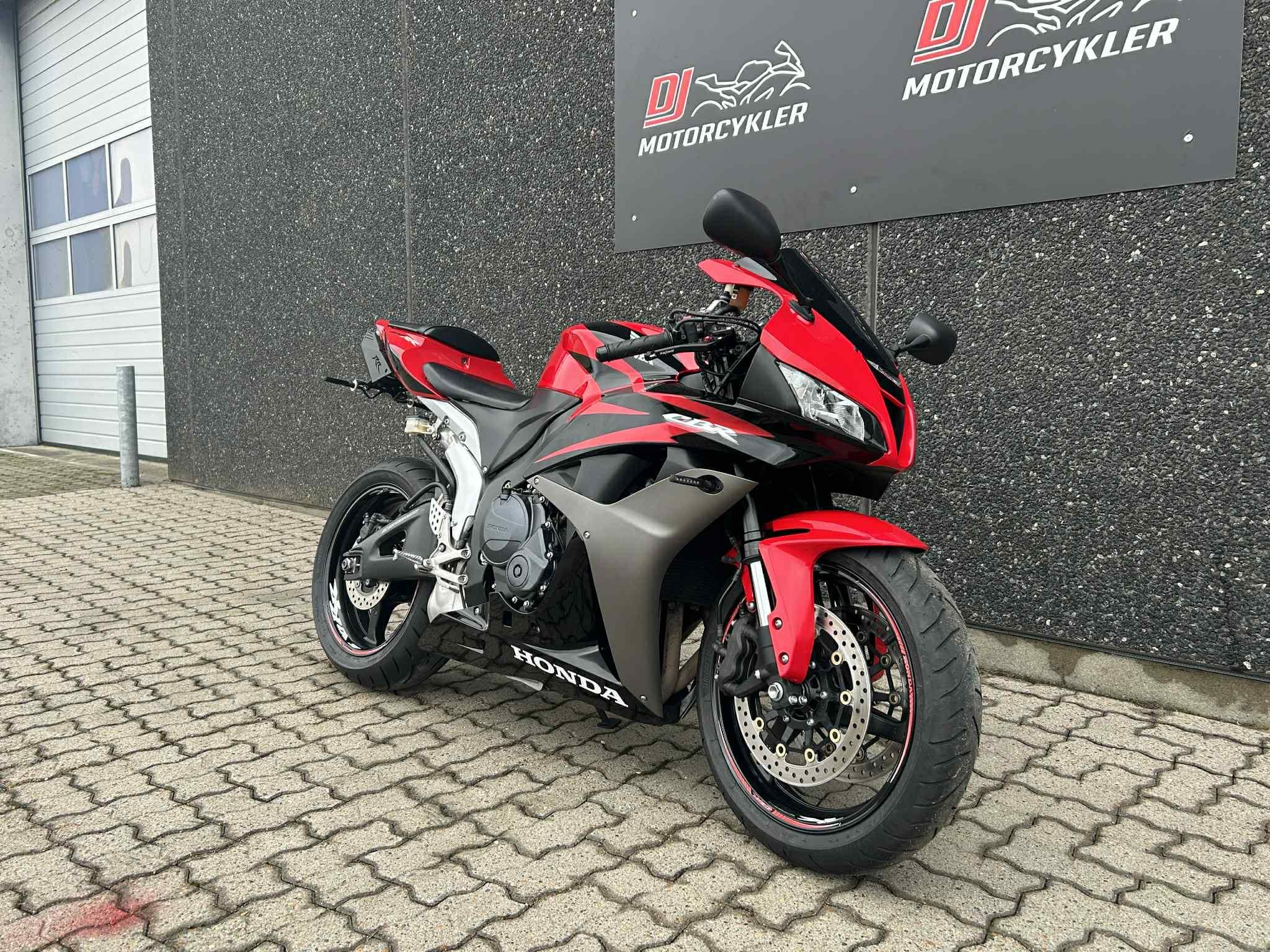 Honda CBR 600 RR 2007 - Billede 3