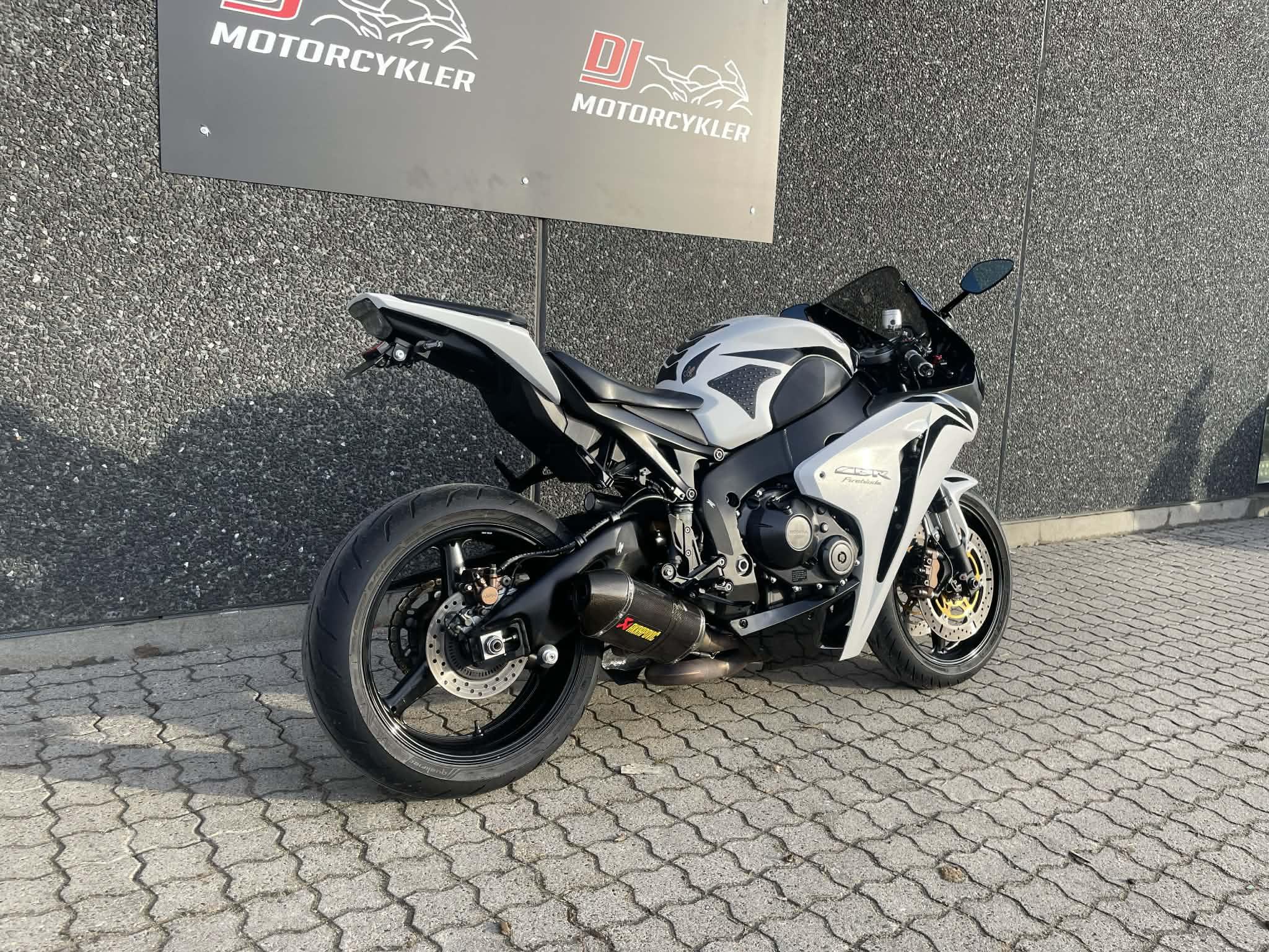 Honda CBR 1000 RR Fireblade 2013 - Billede 4