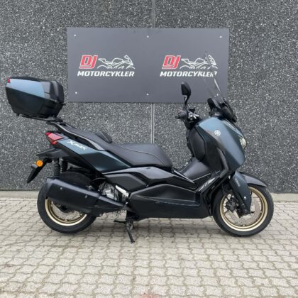 Yamaha X-Max 300 Tech Max 2023
