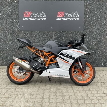 KTM RC 390 2016