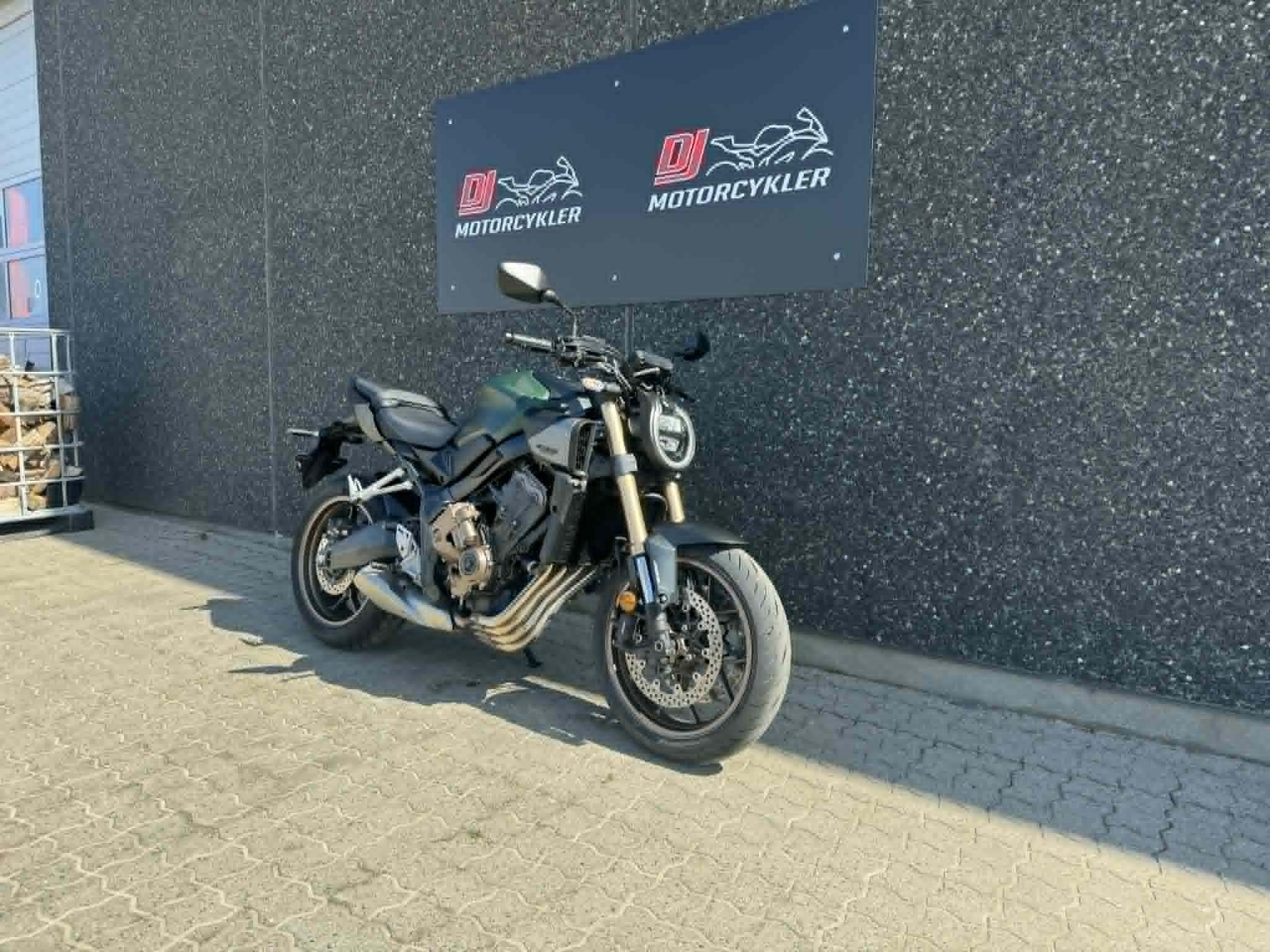 Honda CB 650 R E-Clutch 2024 - Billede 3