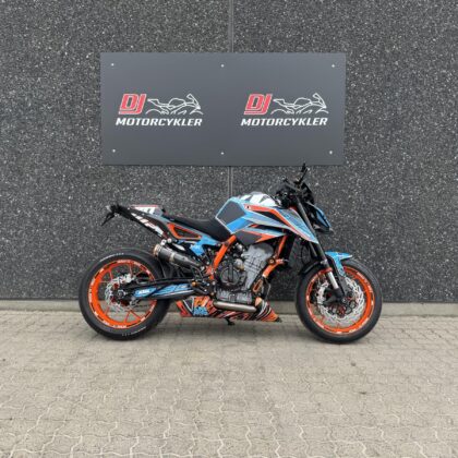 KTM 890 Duke R 2021