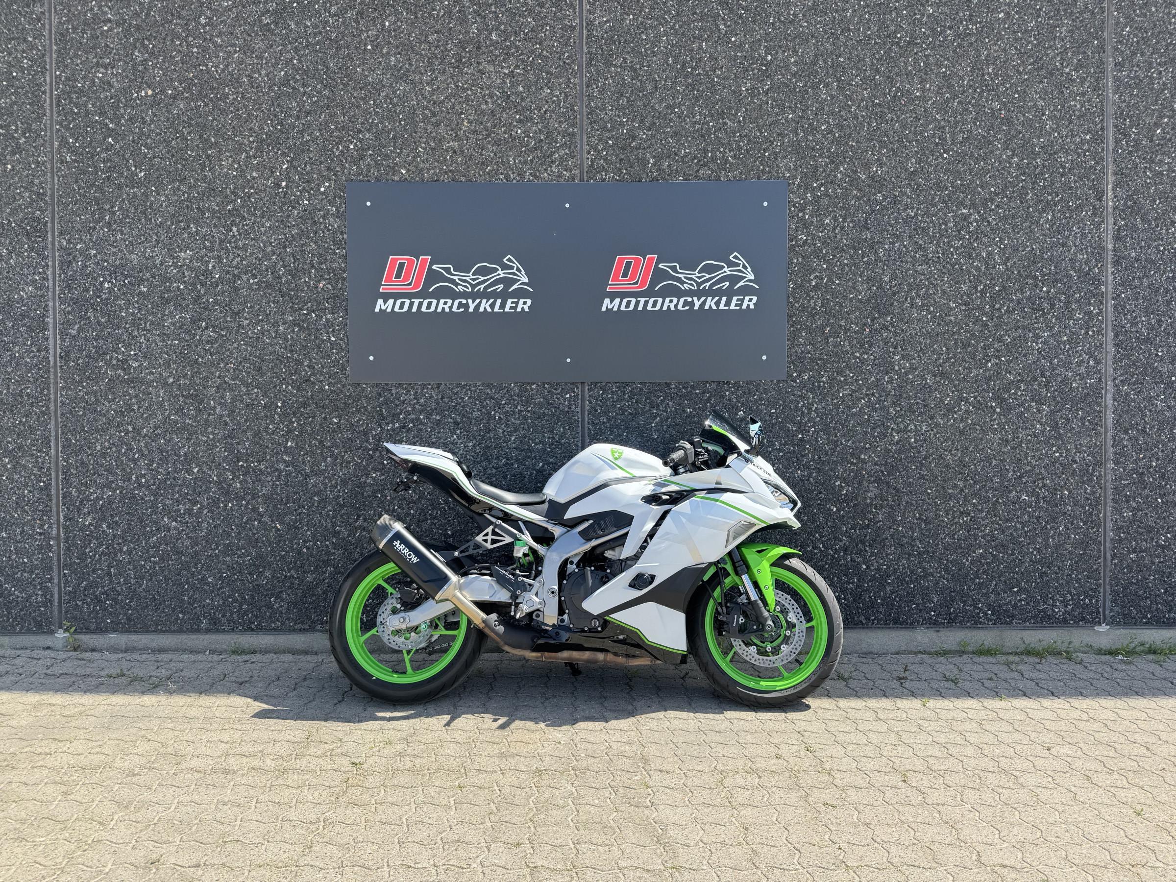 Kawasaki ZX4RR 2024