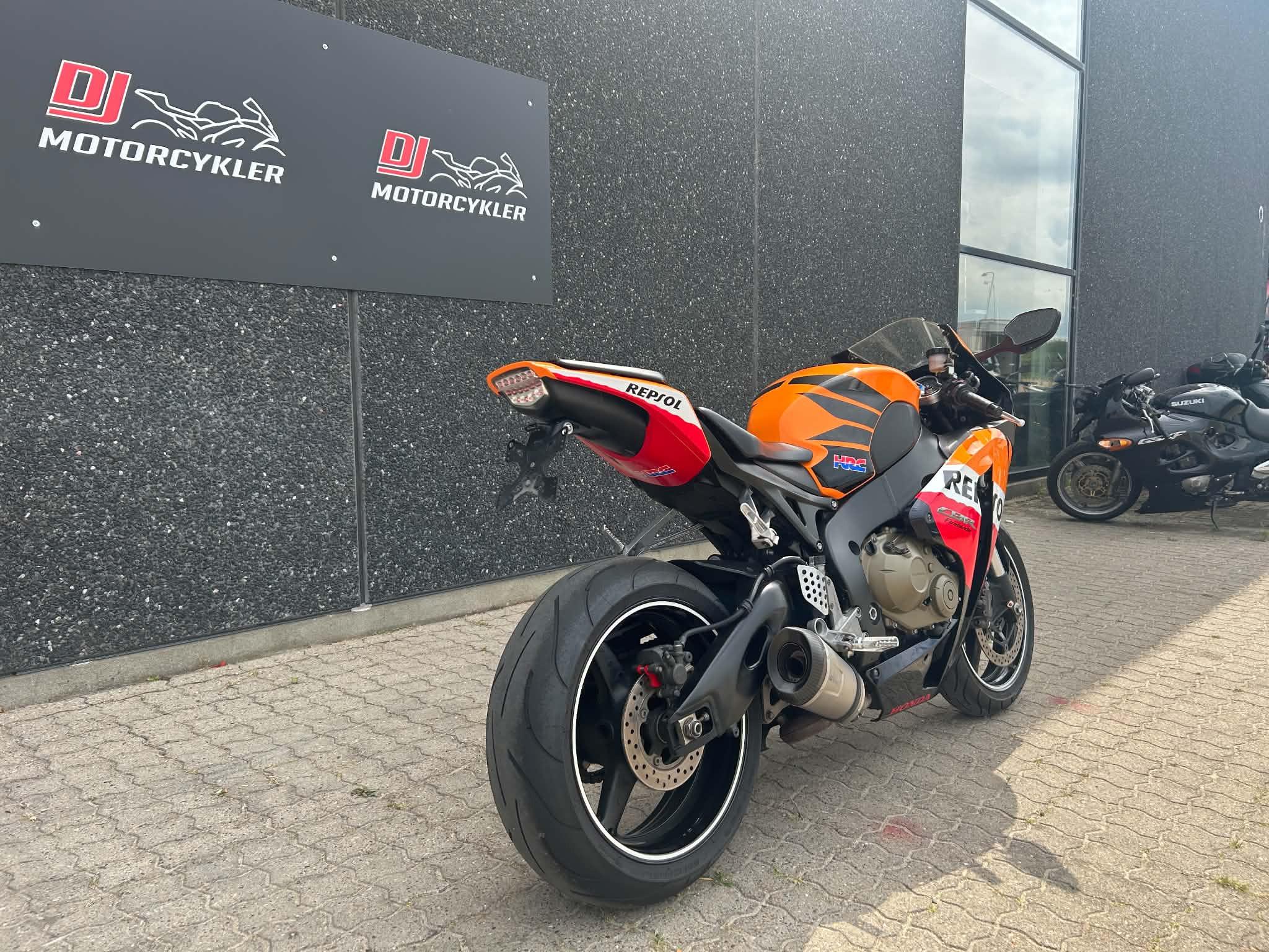 Honda CBR 1000 RR Fireblade 2008 - Billede 4