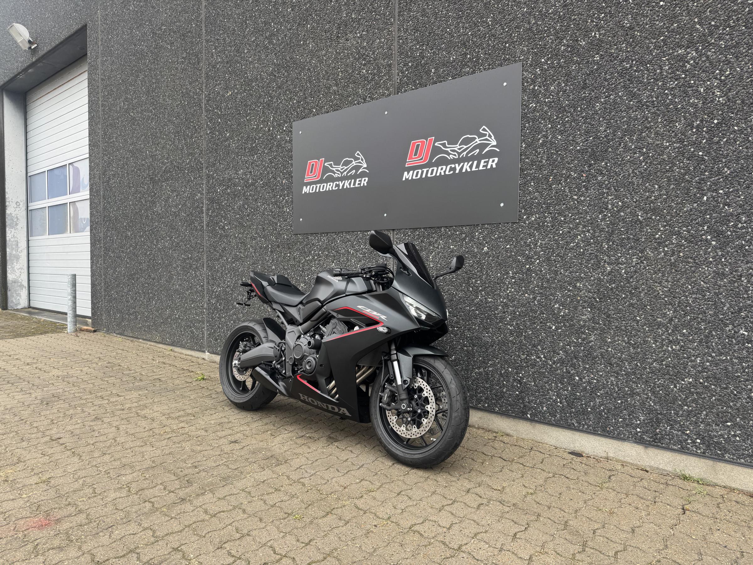 Honda CBR 650 R 2025 - Billede 3